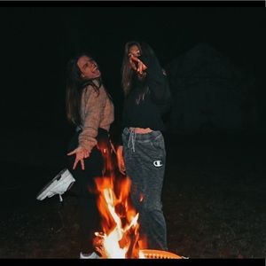 Meet your Posher, Brooke